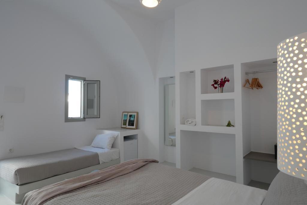 Fira Center Freedom Rooms Fira (Santorini) Exterior photo